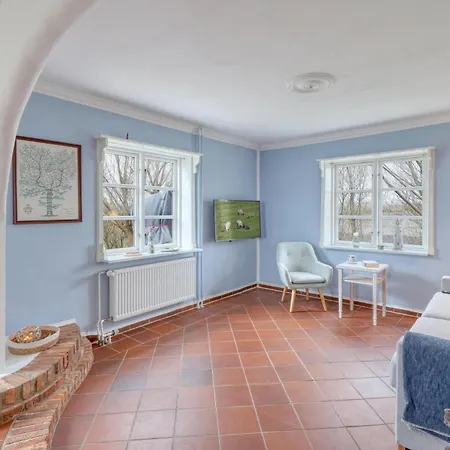 2 Bedroom Lovely In Dom wakacyjny