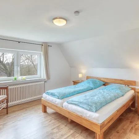 2 Bedroom Lovely In *