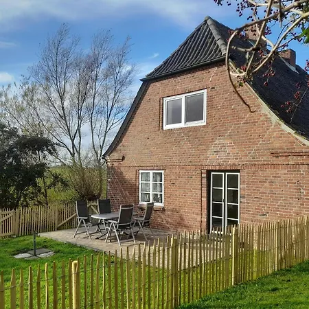 Dom wakacyjny 2 Bedroom Lovely In Galmsbull